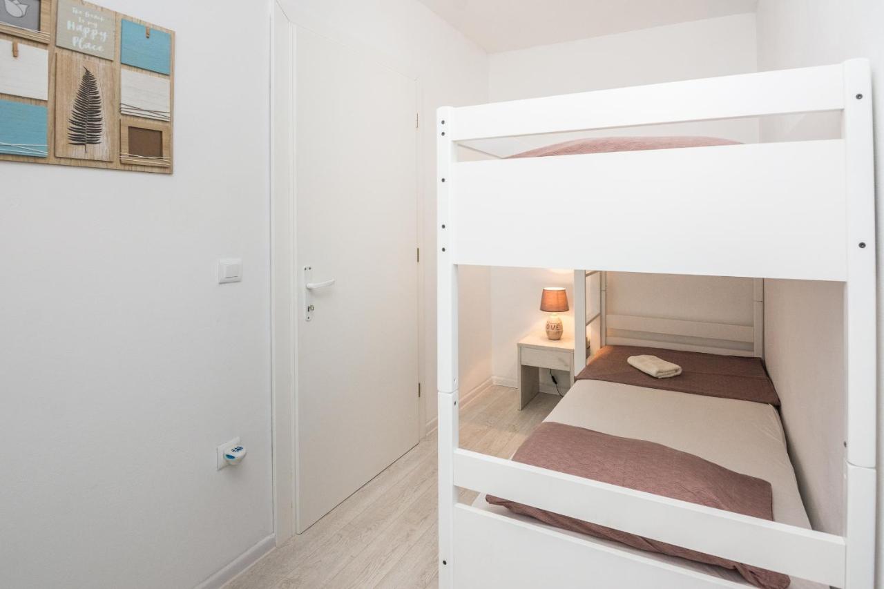 Apartments Krpan Vir Kültér fotó