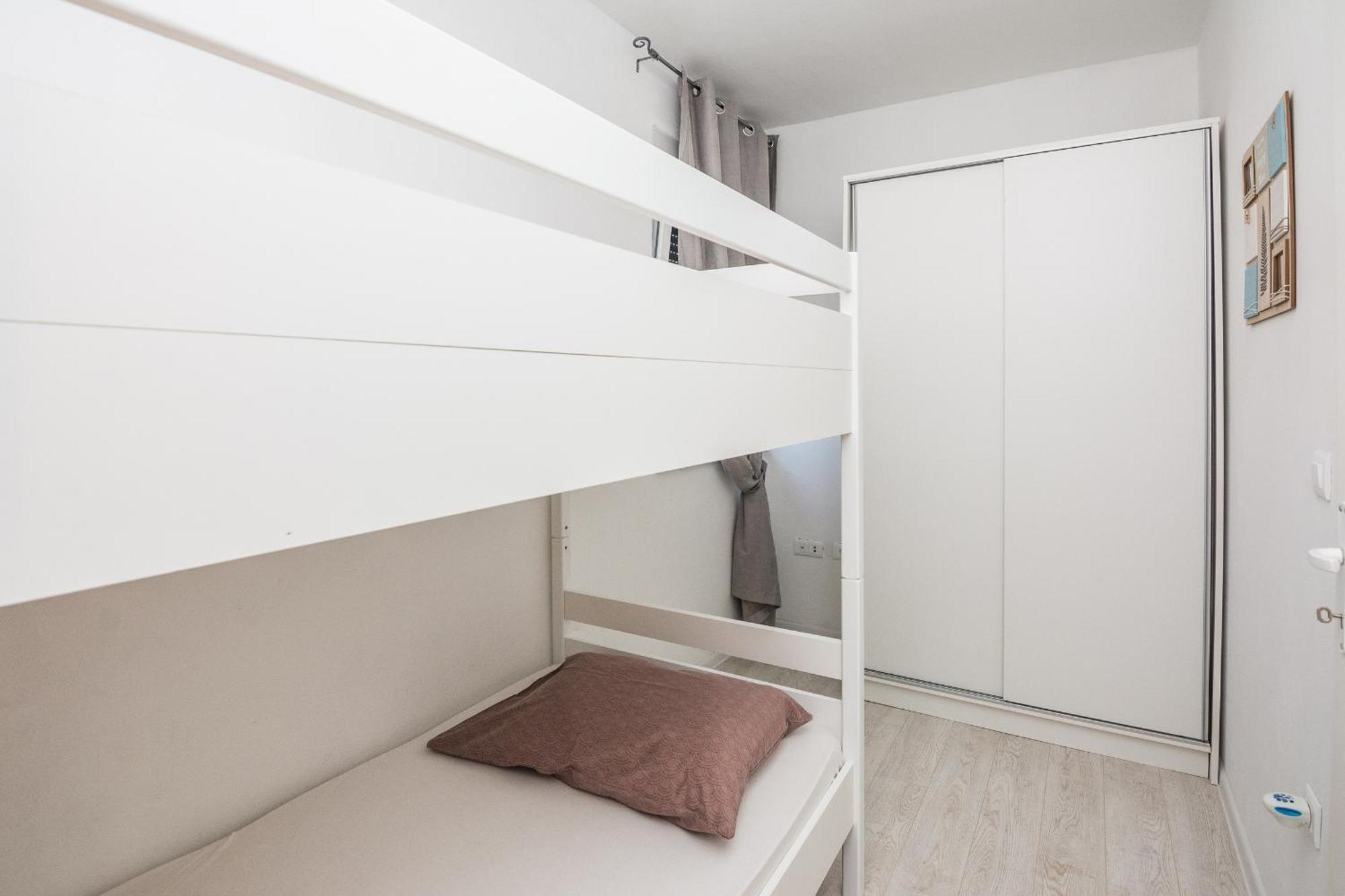 Apartments Krpan Vir Kültér fotó