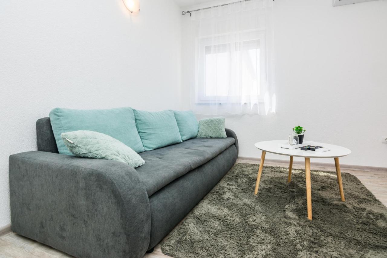 Apartments Krpan Vir Kültér fotó